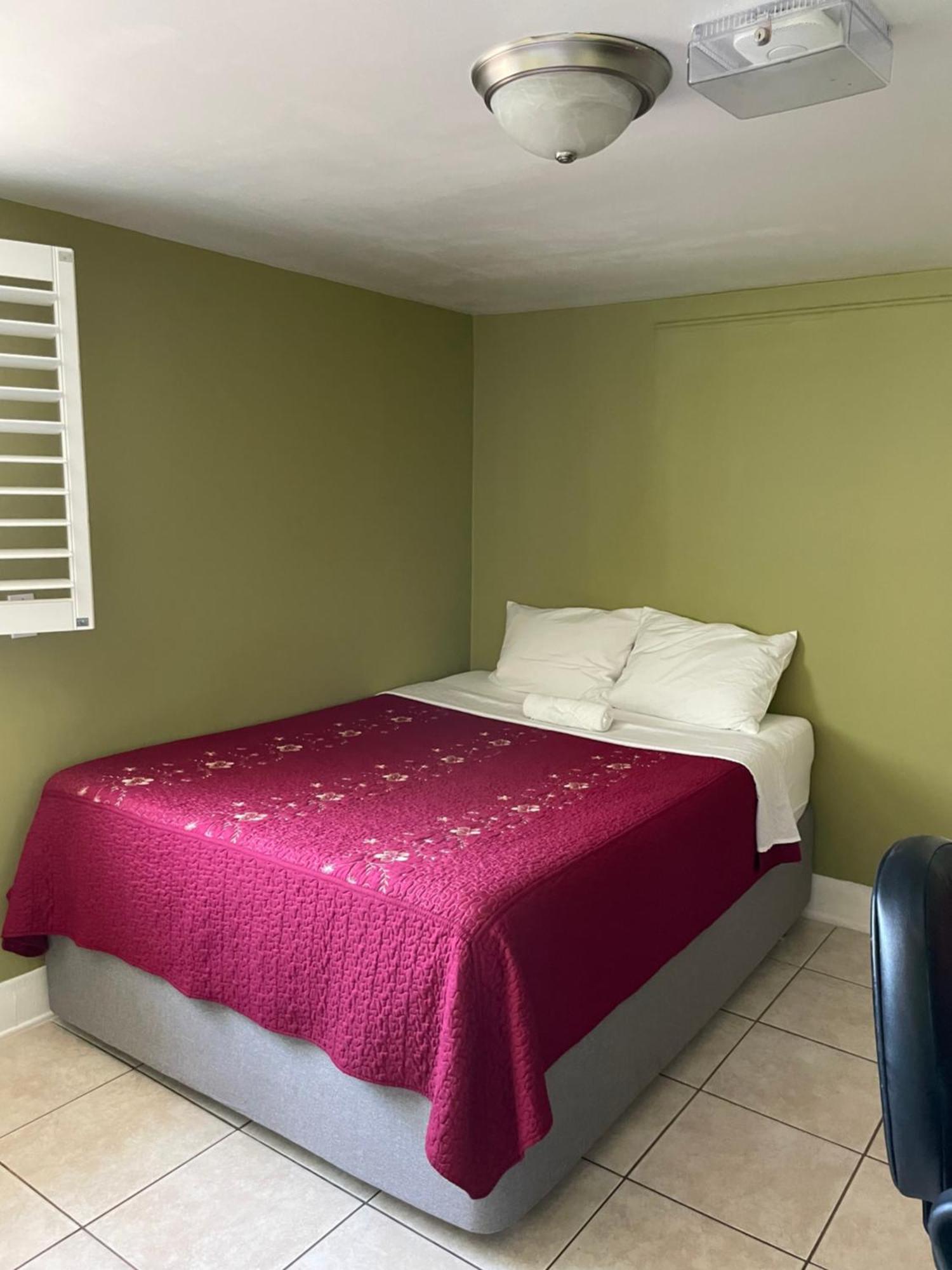 Spacious Private Los Angeles Bedroom With Ac & Wifi & Private Fridge Near Usc The Coliseum Exposition Park Bmo Stadium University Of Southern California Bagian luar foto